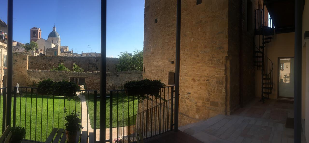Bed and Breakfast Torre Della Loggia - Dimora Storica - Ortona Exterior foto