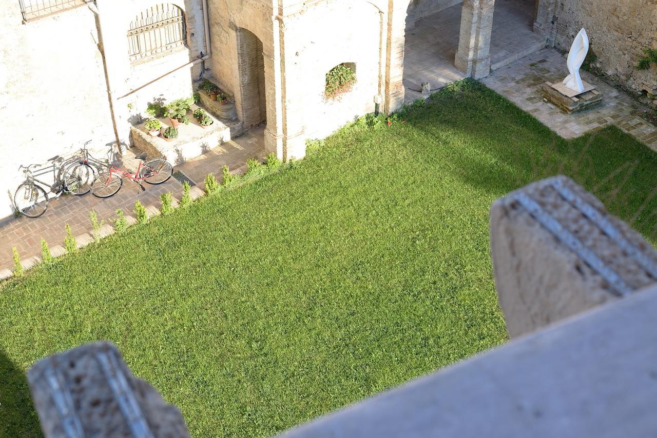 Bed and Breakfast Torre Della Loggia - Dimora Storica - Ortona Exterior foto